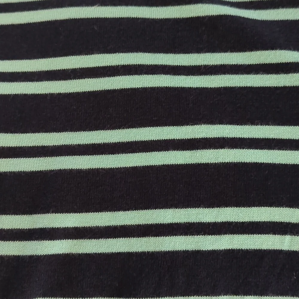 Sweater - Picture 3 of 4